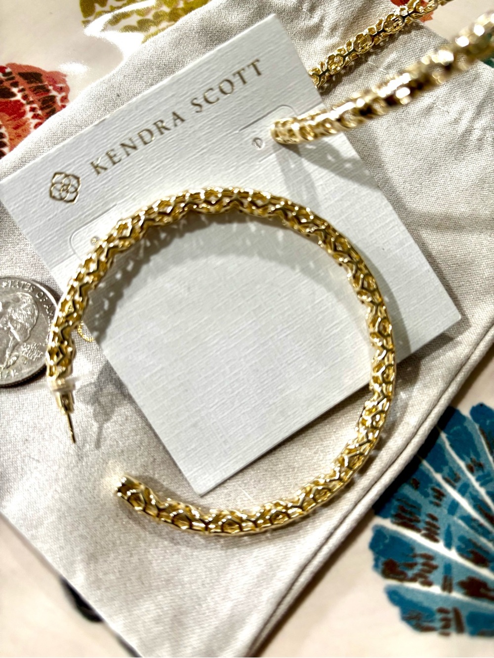 Kendra Scott Gold “Maggie” large Hoop Earrings